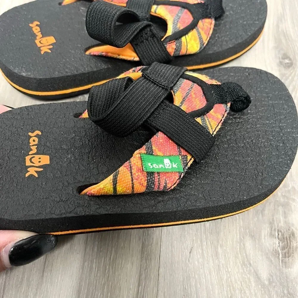 Sanuk excellent used